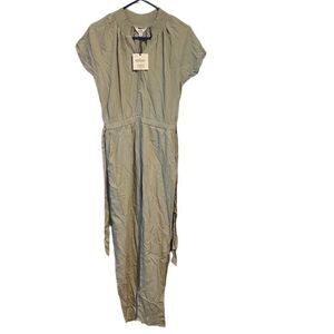 - BB Dakota Women’s Short Sleeve Jumper